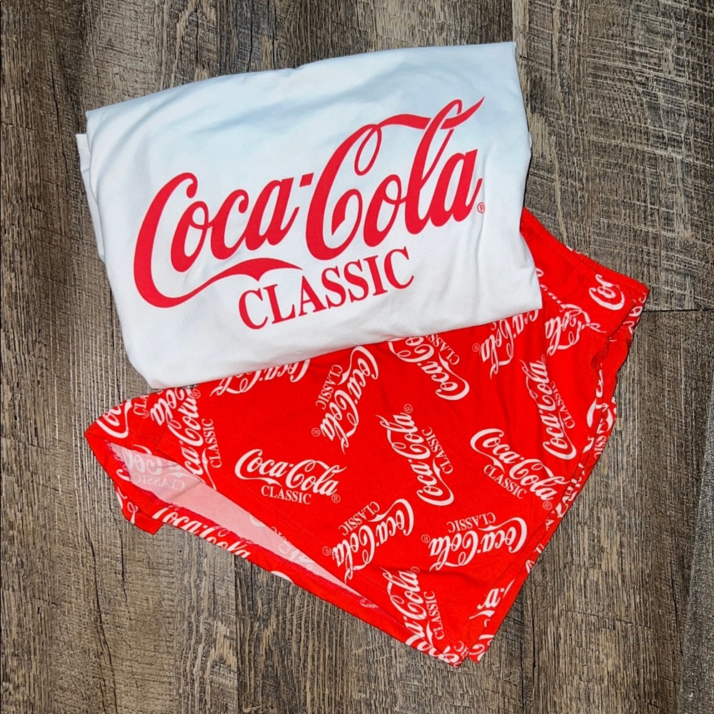 Coca-Cola Classic Red and White Lounge Set L